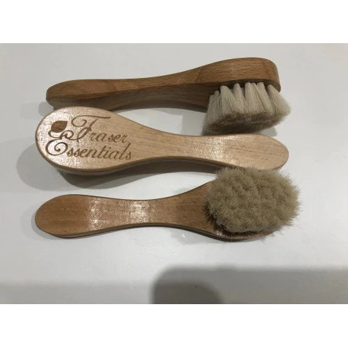 GOAT HAIR BRUSH